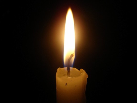 1-свеча-траур